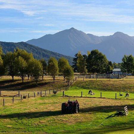 Kepler Mountain View Villa Manapouri Exterior foto